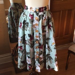 🌺 Hell Bunny Vixen Full Circle Floral Pinup Skirt